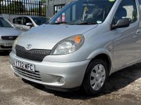 TOYOTA YARIS VERSO